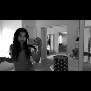 Meet your Posher, Viviana